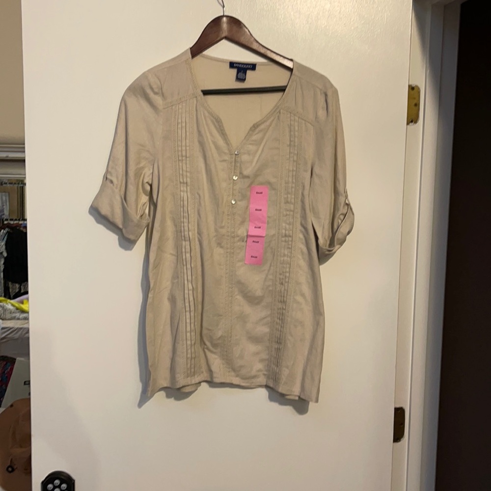 Bandolino linen/vicose taupe blouse size S-M